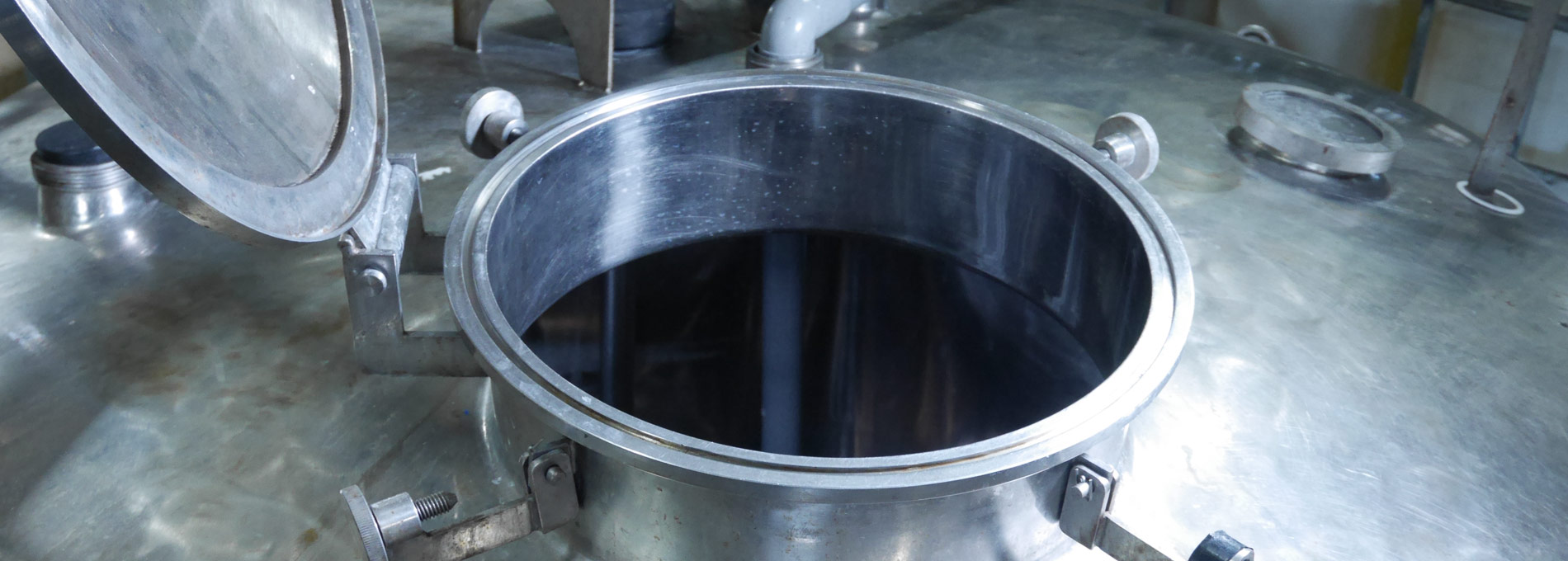 泥汚れに洗濯用洗剤「泥クリヤ」